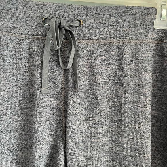 Gray joggers ￼ - Picture 3 of 10
